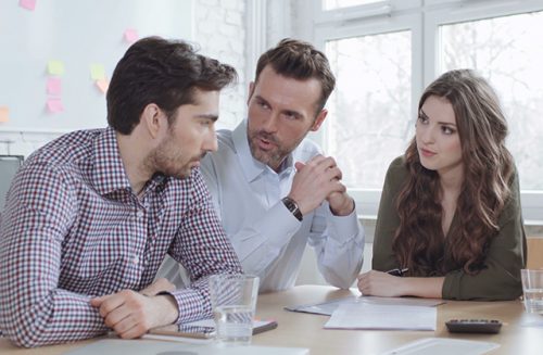 Business English Classes: Phrases to Use in a Business Meeting