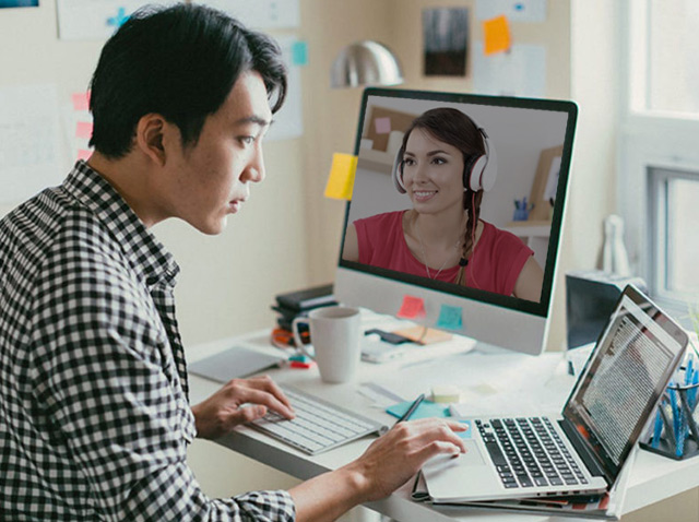 Unlocking Teamwork Skills Through Language Classes for Companies