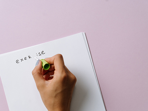 English Language Training, Games help students learn English online