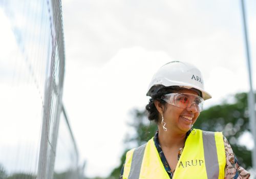 3 Critical Ways Online English Classes Overcome Language Barriers