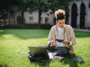 Improvide during online English training