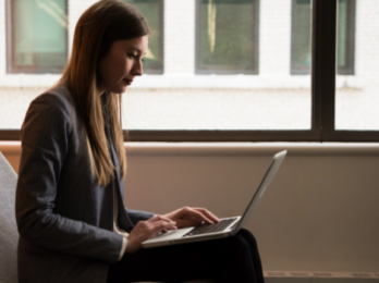 Lessons during corporate language training online