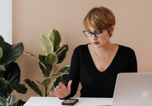 3 Ways to Spot the Best Online English Courses